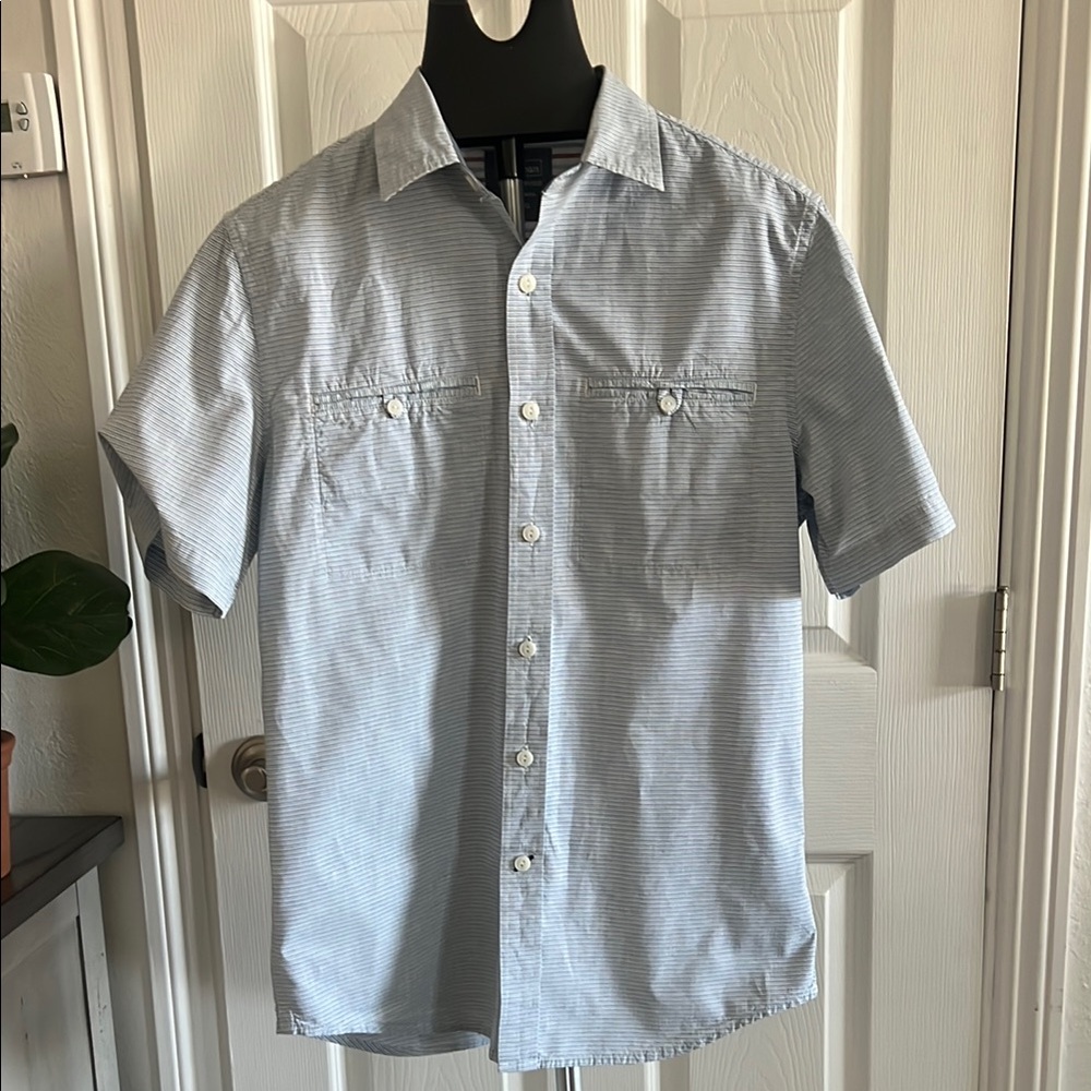 L.L.Bean 100% cotton button down shirt size S